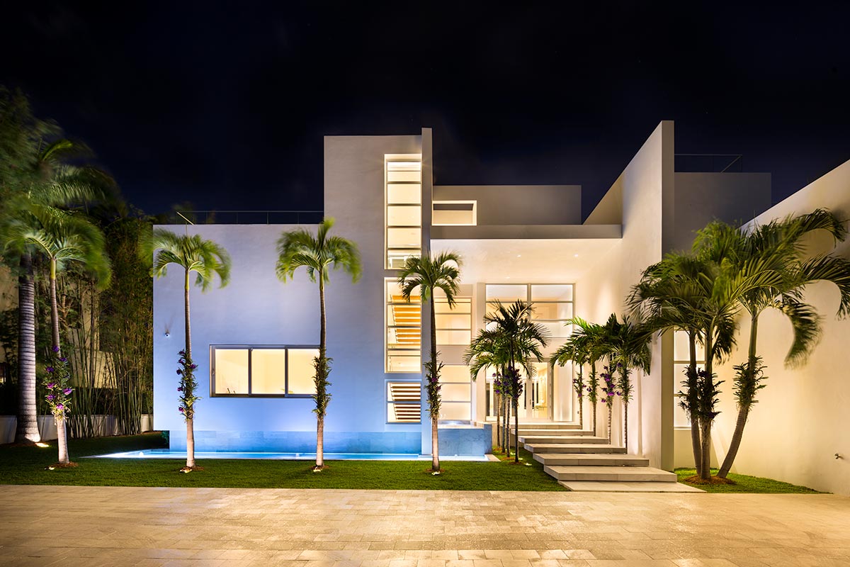 Private Residence photographed for Juno Lighting by Mark Steele Photography Inc